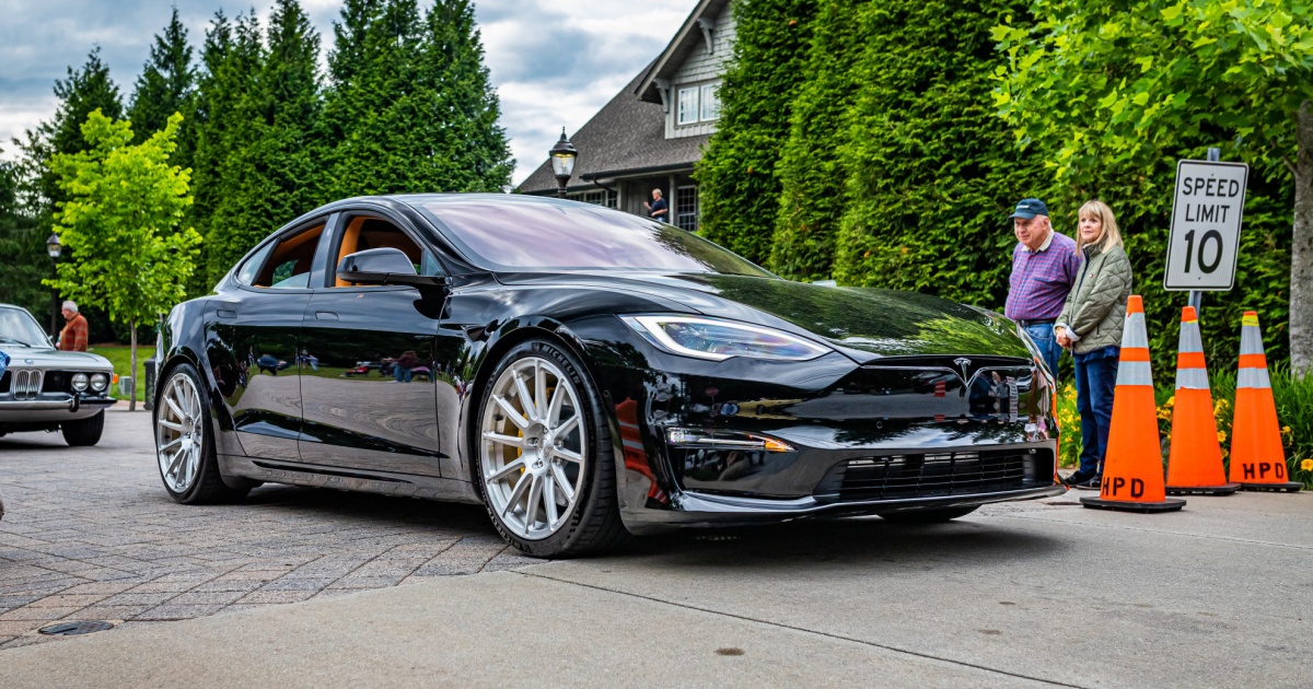 What Makes Tesla a Luxury Car or Does It?: Performance, Features & Brand Image Explained